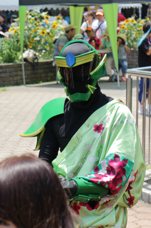 亀戸の平和を守るため!カメイダー参上!!