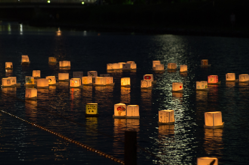 旧中川東京大空襲犠牲者慰霊灯籠流し 亀戸ブログ