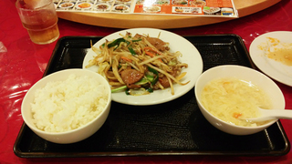 ニラレバ定食