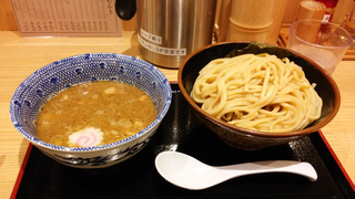 舎鈴 つけ麺